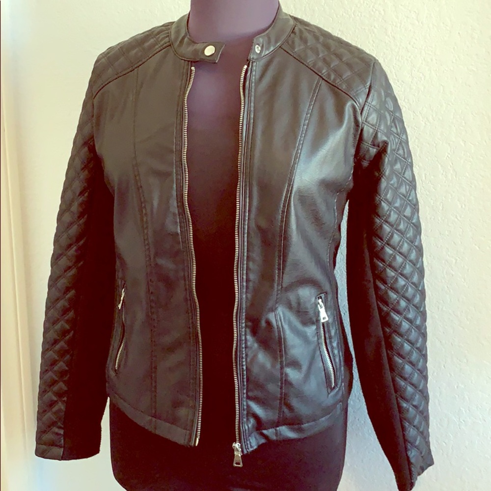 Show stopper leather feel and look jacket!